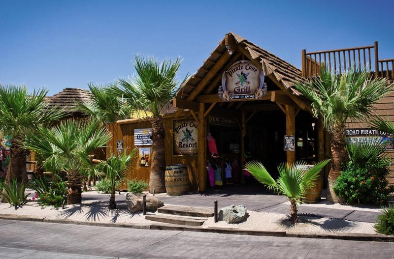 Pirate Cove Resort & Marina Needles Eksteriør billede